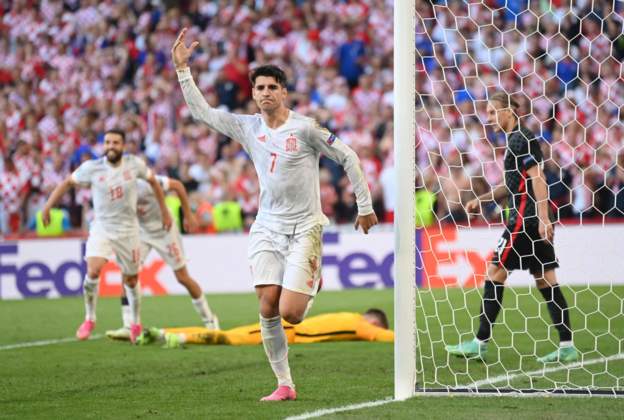 لوكاس فازكيز يؤكدمودريتش باقٍ في ريال مدريد هذا الموسم